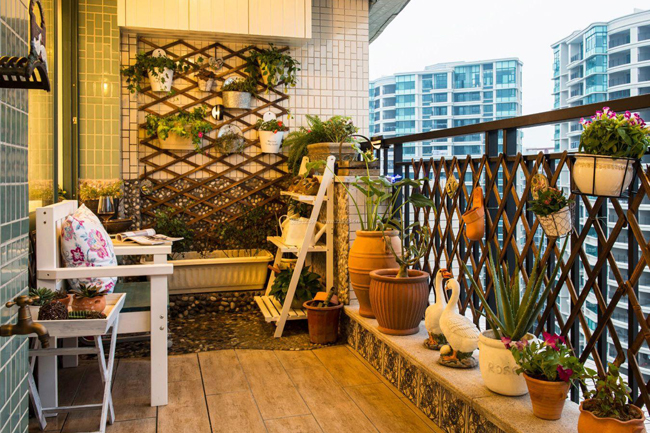 陽臺(tái)變大花園 陽臺(tái)變大花園